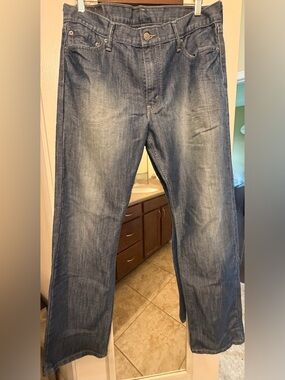 Levi's Men's Jeans in Faded Blue